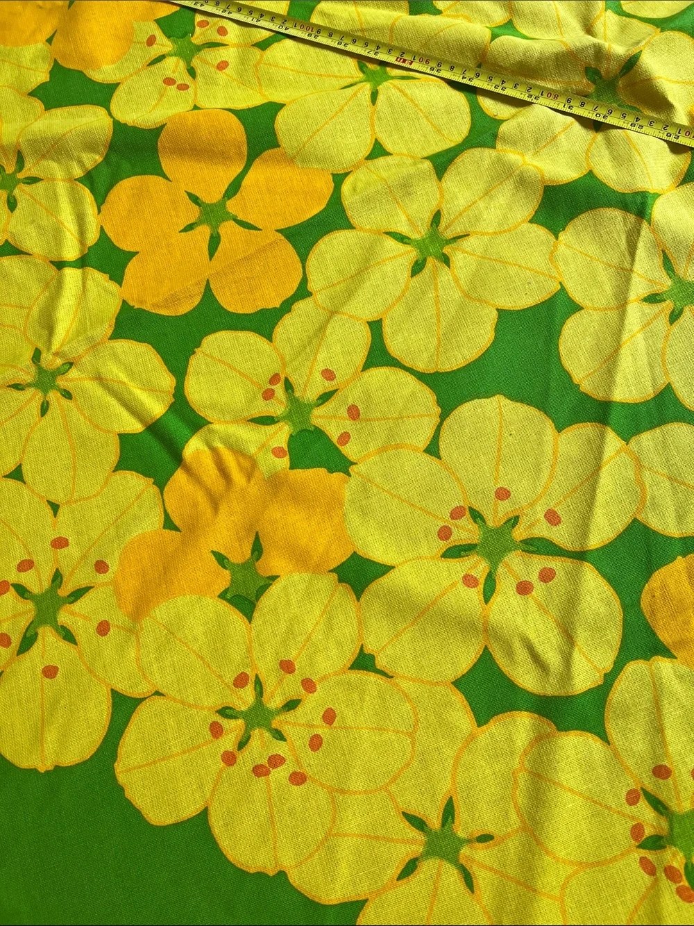 Vintage MCM deadstock 5’ round 60”  vibrant green, yell & orange tablecloth